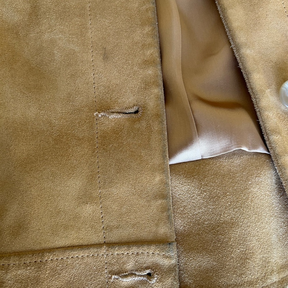 Vintage Banana Republic Tan Suede Jacket - Picture 5 of 7